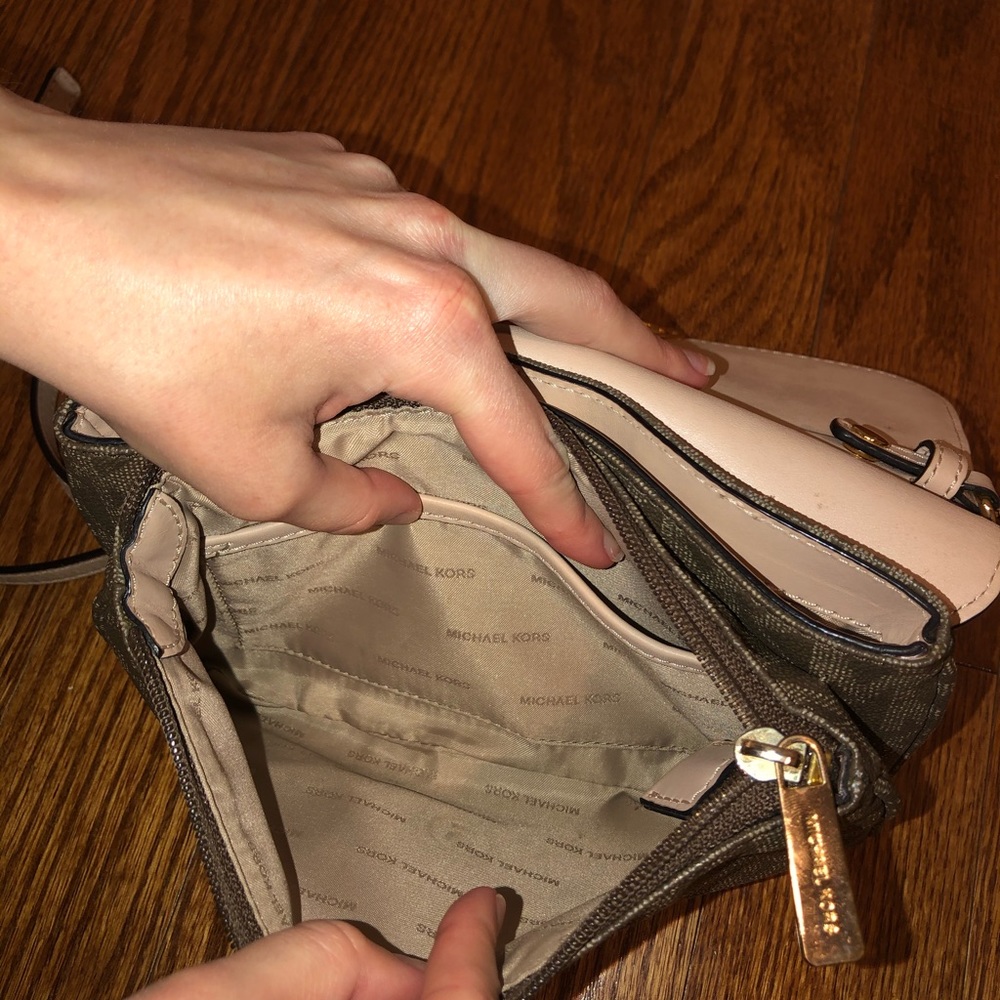 Michael Kors Signature Small Fulton Flap Crossbody - Picture 7 of 8